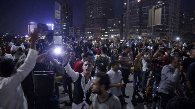 En Égypte, une reprise de la contestation dans plusieurs grandes villes En Égypte, une reprise de la contestation dans plusieurs grandes villes