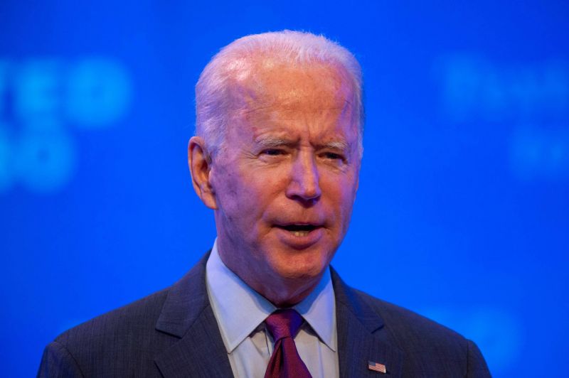Joe Biden publie ses dernières feuilles d'impôts avant le débat contre Trump