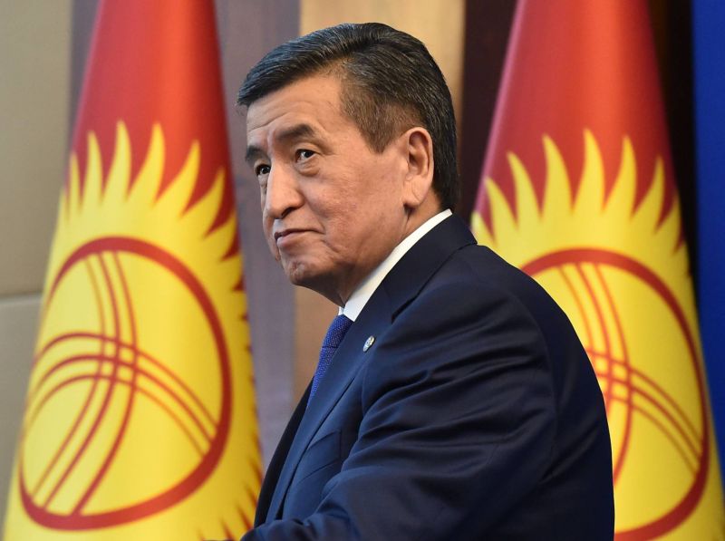 Le président Jeenbekov démissionne après 10 jours de chaos