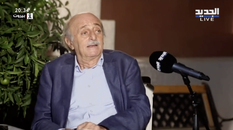 Joumblatt : Hariri veut un gouvernement d’experts mais n’est-il pas un politicien ?