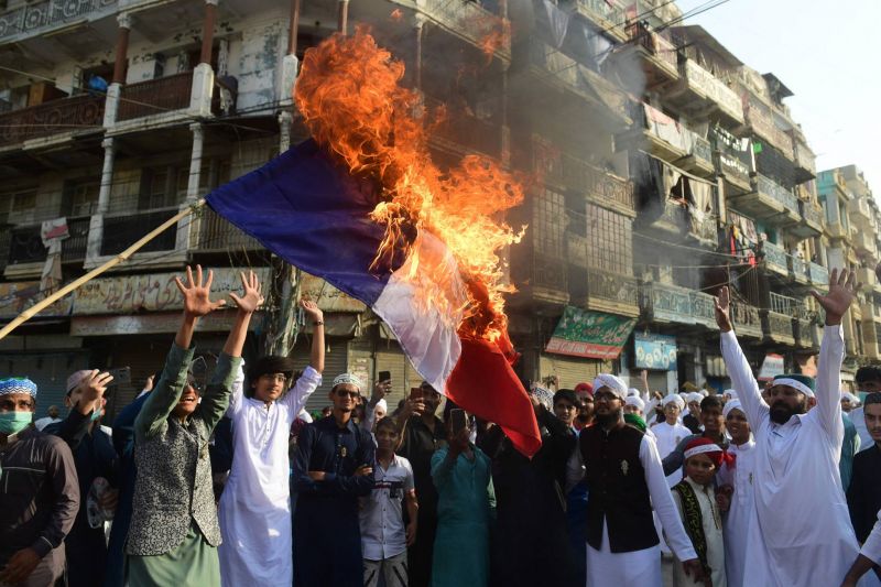 Nouvelles manifestations contre la France dans le monde arabo-musulman
