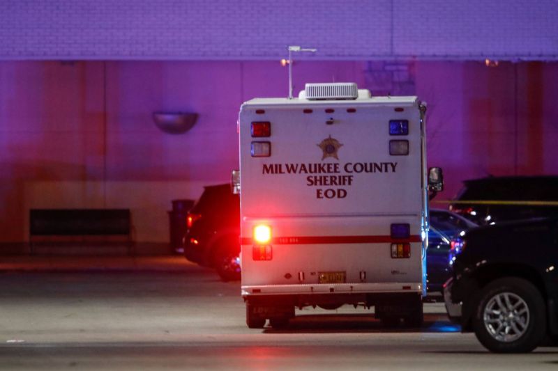 Huit personnes blessées dans une fusillade près de Milwaukee, le tireur recherché