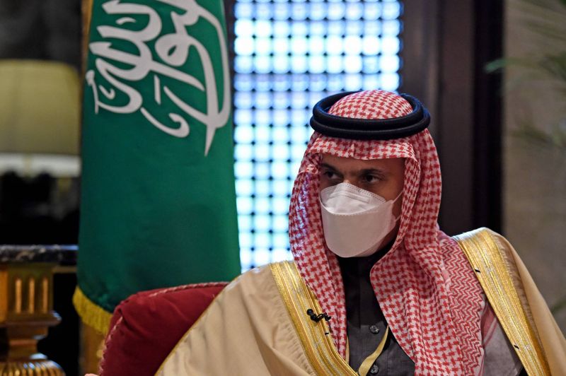 Les pays du Golfe doivent être consultés, dit le ministre saoudien des AE