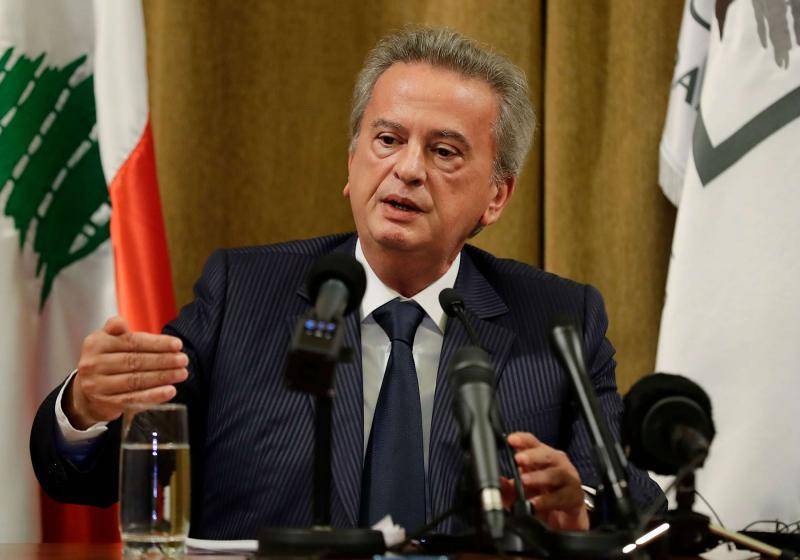 Sit-in de partisans de Aoun devant le domicile de Riad Salamé à Rabieh