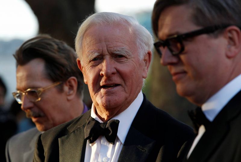 Décès de John Le Carré, maître britannique du roman d’espionnage