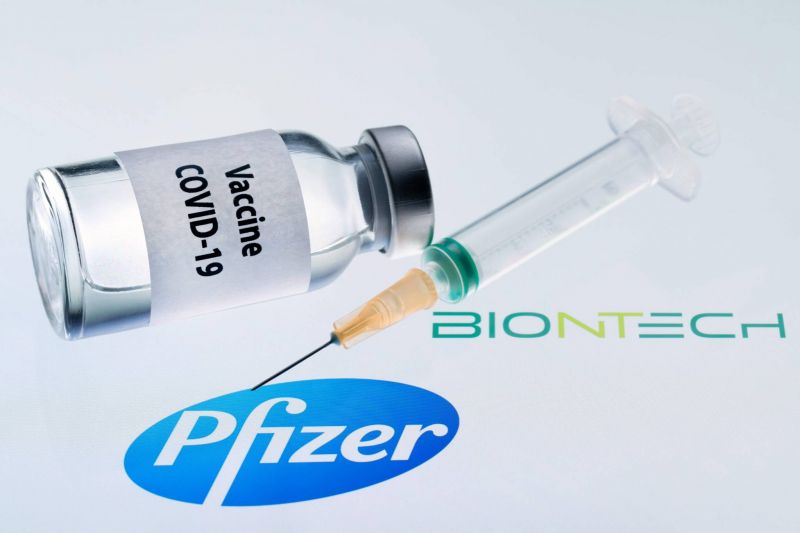 Aoun signe le décret pour l'achat des vaccins à Pfizer