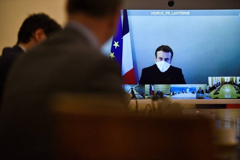 L'Etat de santé de Macron reste 