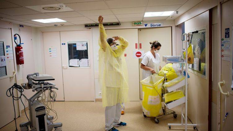 Le Covid-19 fait trois fois plus de morts à l'hôpital que la grippe