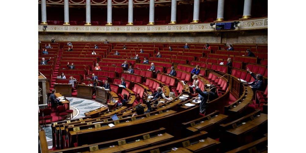 Un projet de loi liant liberté de circuler et vaccination fait polémique