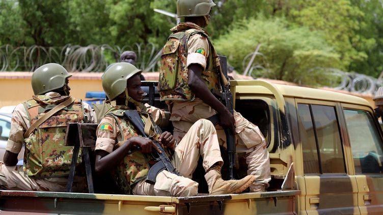 L'armée annonce avoir tué une dizaine de jihadistes présumés près du Burkina