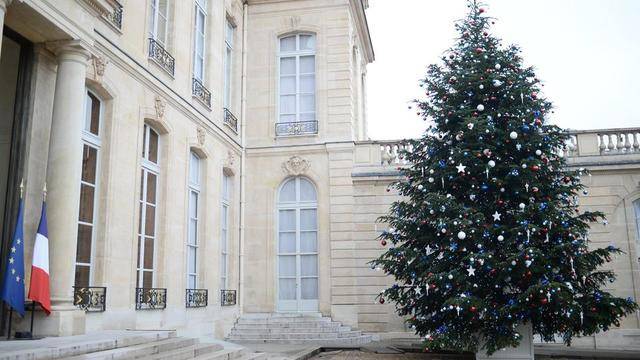 En France, un musulman agressé pour avoir fêté Noël et parce qu'il est fils de policiers
