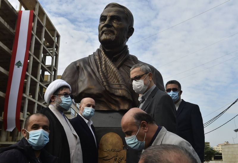 Dans un Liban divisé, la statue de Soleimani creuse encore plus les tranchées