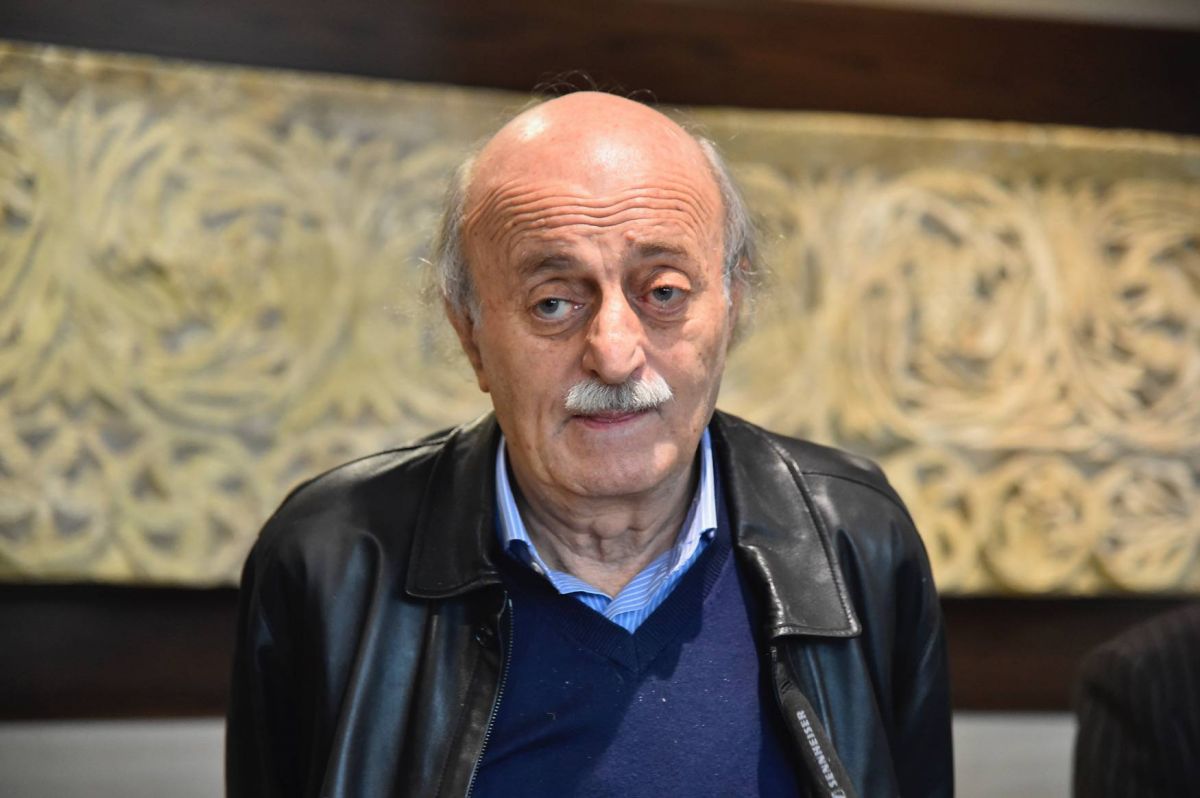Joumblatt appelle Hariri à se récuser