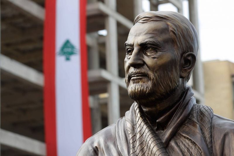 Une statue de Soleimani dévoilée sur la route de l'aéroport de Beyrouth