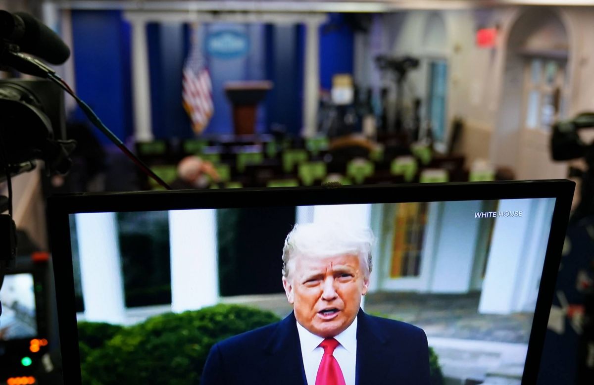 Twitter et Facebook suspendent Donald Trump après les violences à Washington