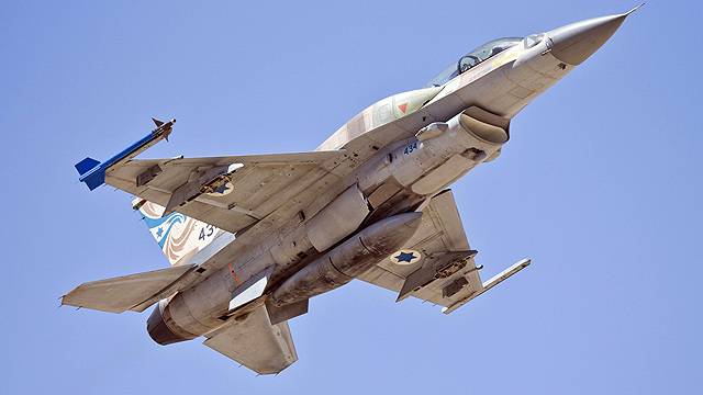 Accord de défense entre la Grèce et Israël, qui formera les pilotes grecs