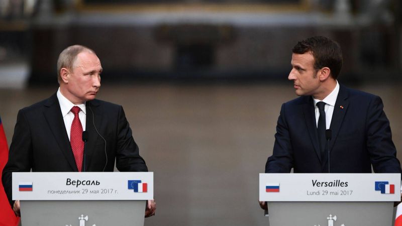 Entretien Poutine-Macron à la veille d'une réunion sur le Nagorny Karabakh