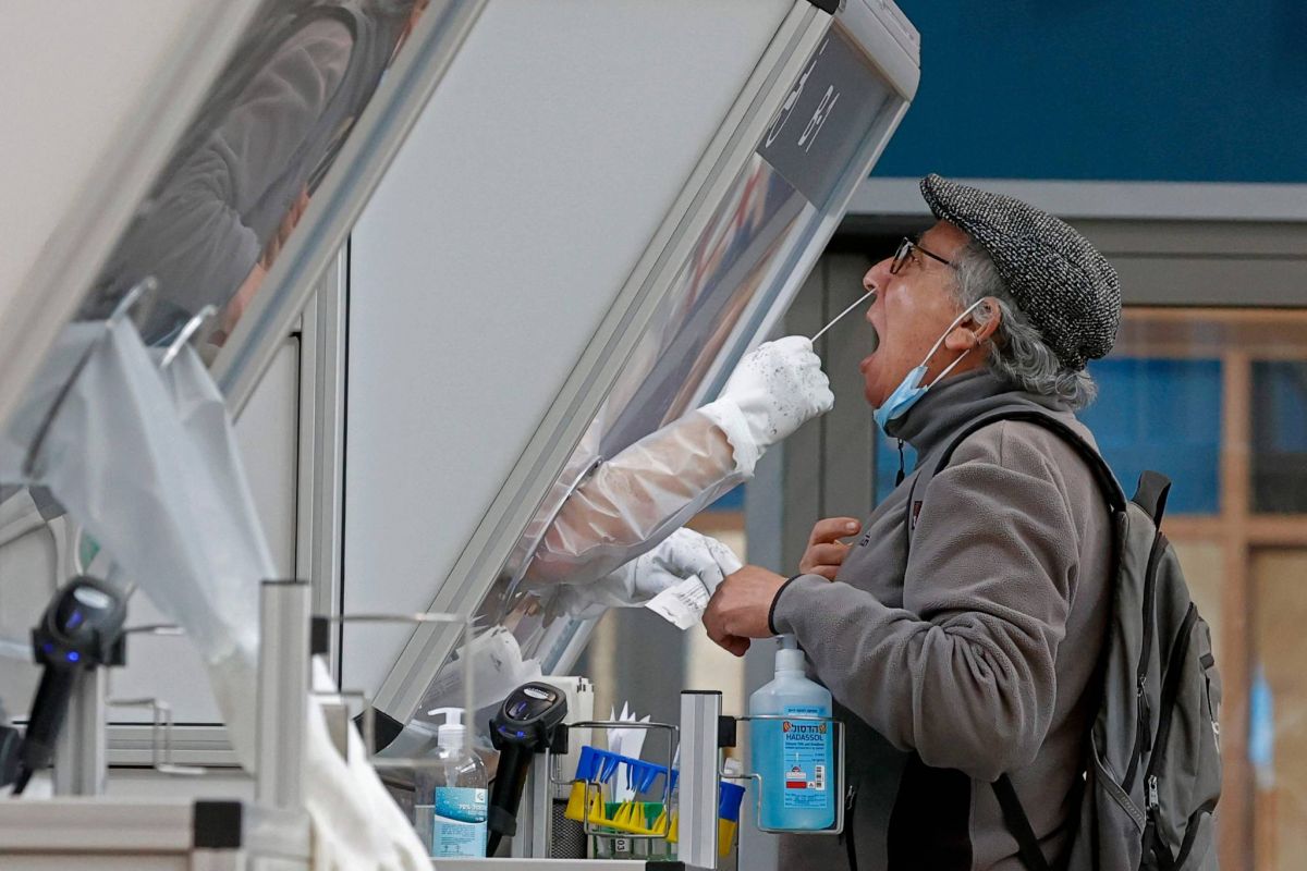 Promesses pour accélérer les vaccinations, nouveau tour de vis en Allemagne