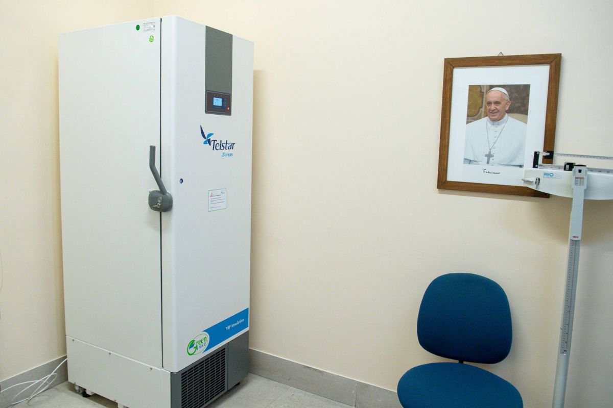 Le pape François et le pape émérite Benoît XVI ont été vaccinés contre le Covid-19