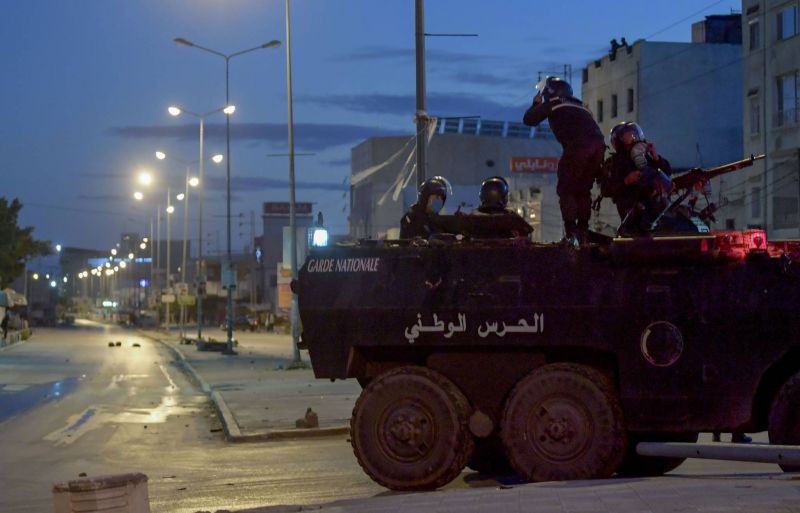 Poursuite de troubles nocturnes dans plusieurs villes Poursuite de troubles nocturnes dans plusieurs villes