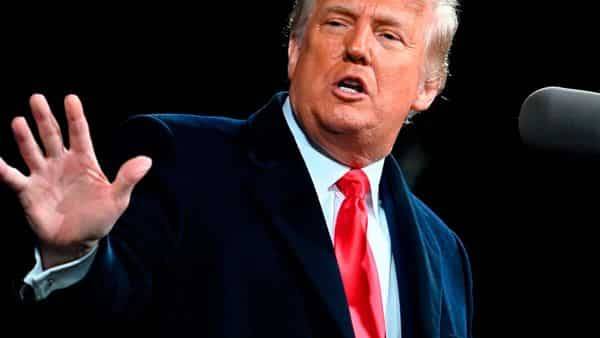 Trump lance un appel au calme : 