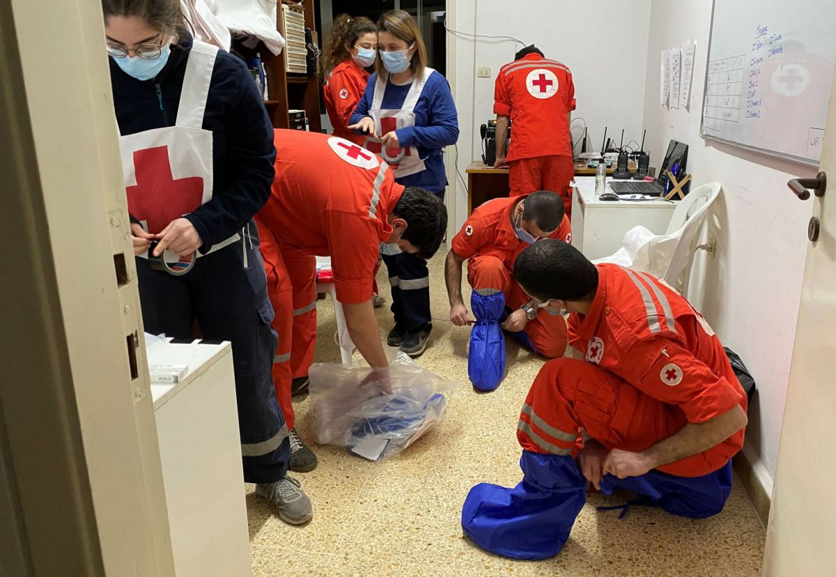 Le nombre de décès toujours en hausse : 61 morts en 24h