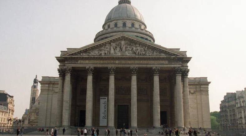 Macron rejette l'entrée de Rimbaud au Panthéon, respectant le souhait de la famille