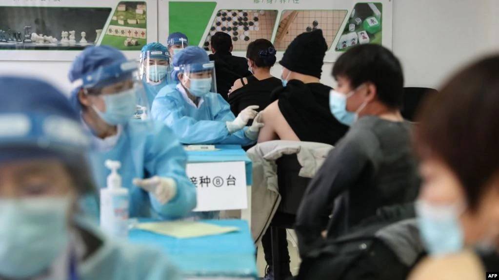 La Chine et l'OMS auraient pu agir plus vite, selon des experts mandatés par l'OMS