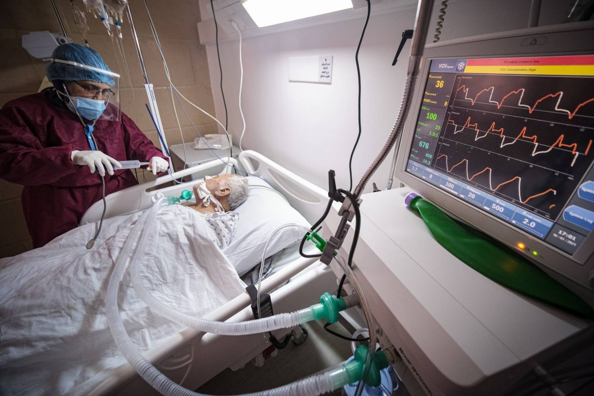Demand for ICUs rises, but beds are hard to find as the COVID-19 surge persists Demand for ICUs rises, but beds are hard to find as the COVID-19 surge persists