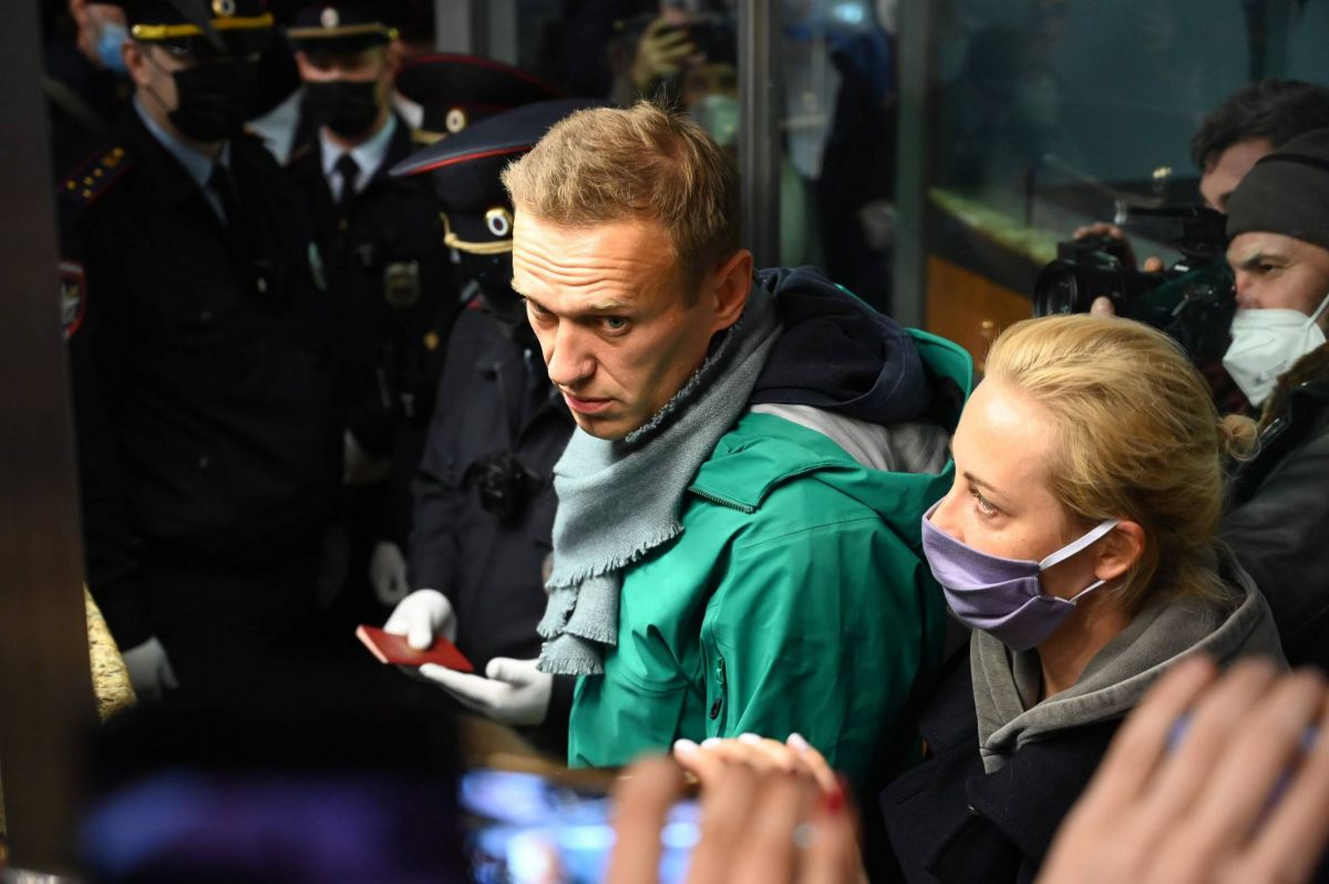 La police arrête des alliés de Navalny avant un week-end de manifestations