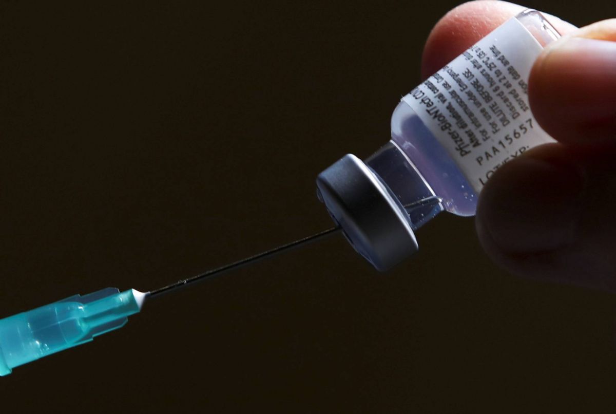 Pfizer et BioNTech jugent leur vaccin efficace contre les variants britannique et sud-africain