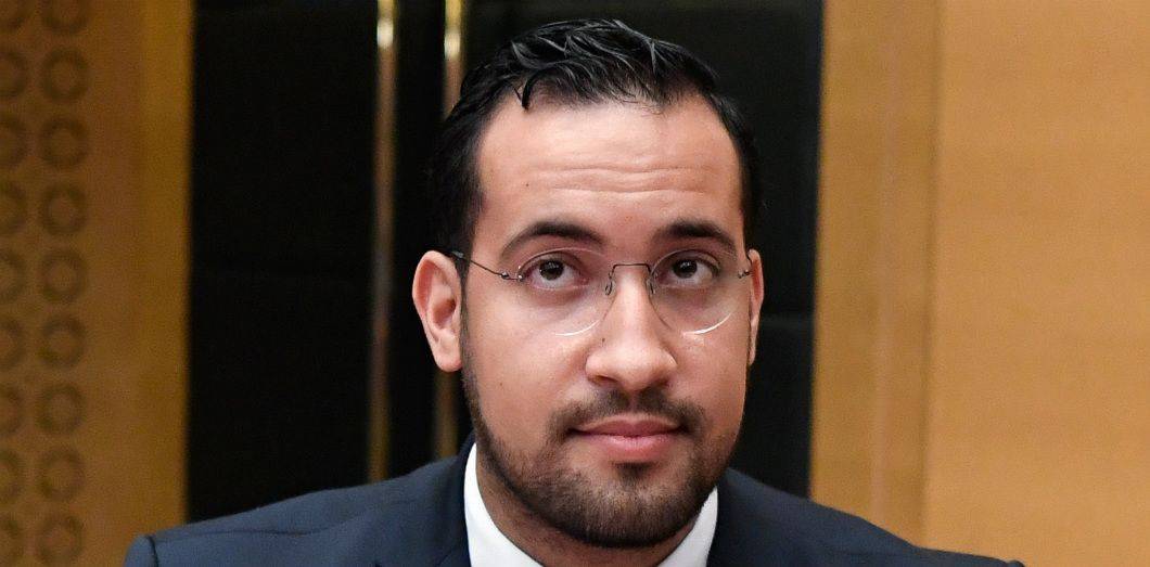 Un ex-collaborateur de Macron renvoyé devant un tribunal correctionnel