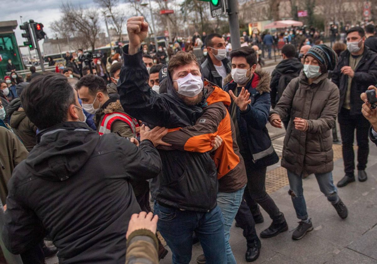 Face à la révolte des étudiants de Boğaziçi, Erdogan monte une affaire en épingle Face à la révolte des étudiants de Boğaziçi, Erdogan monte une affaire en épingle
