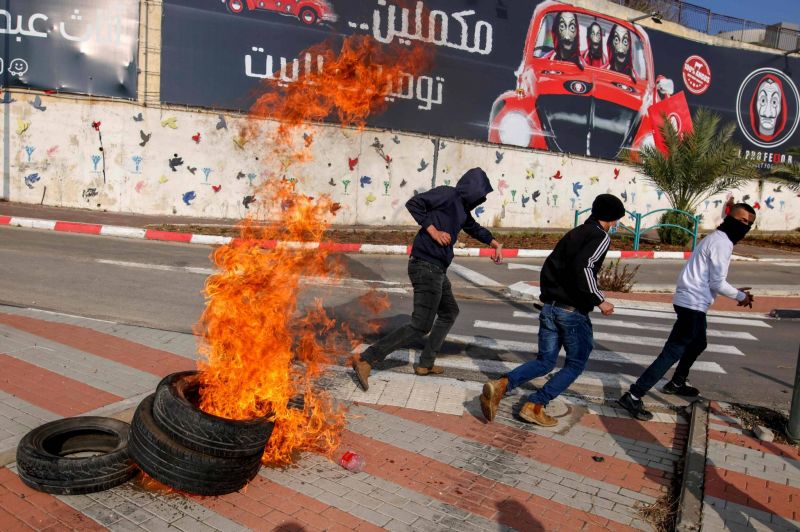 Manifestation d'Arabes israéliens après la mort d'un jeune tué par la police