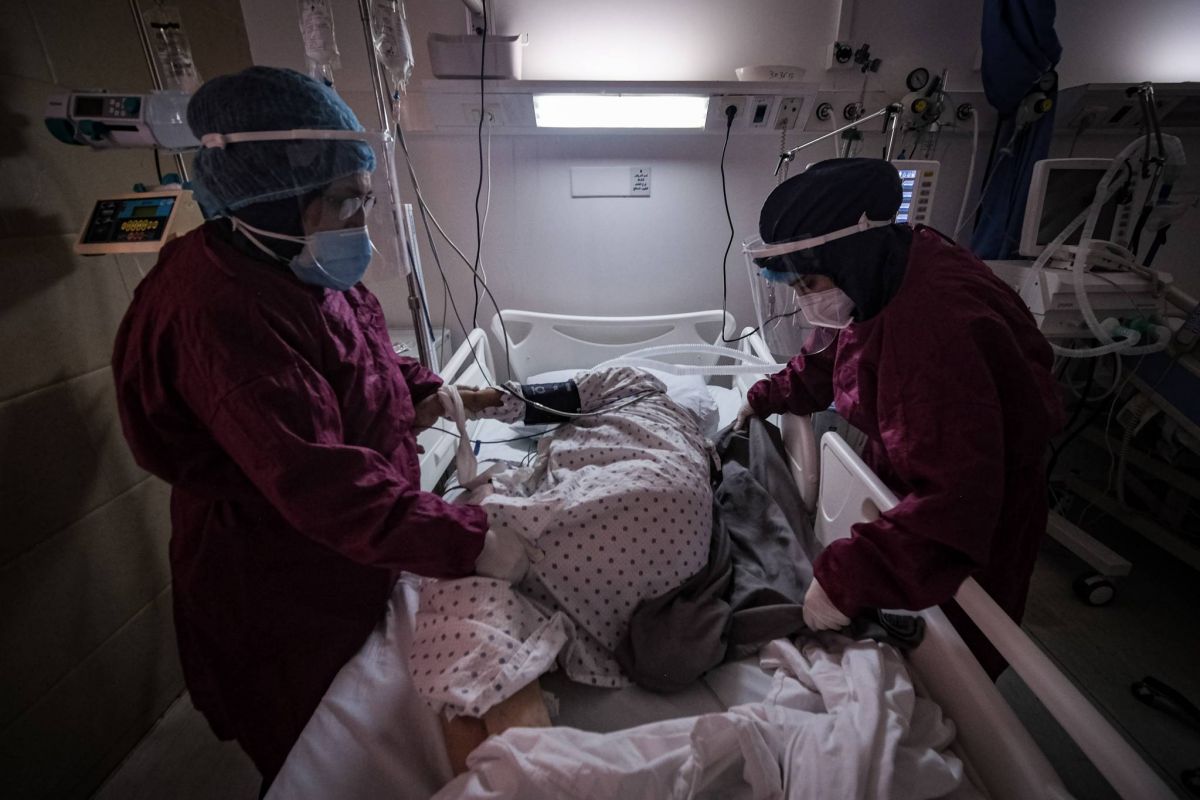No relief yet for doctors and nurses fighting the COVID-19 surge No relief yet for doctors and nurses fighting the COVID-19 surge