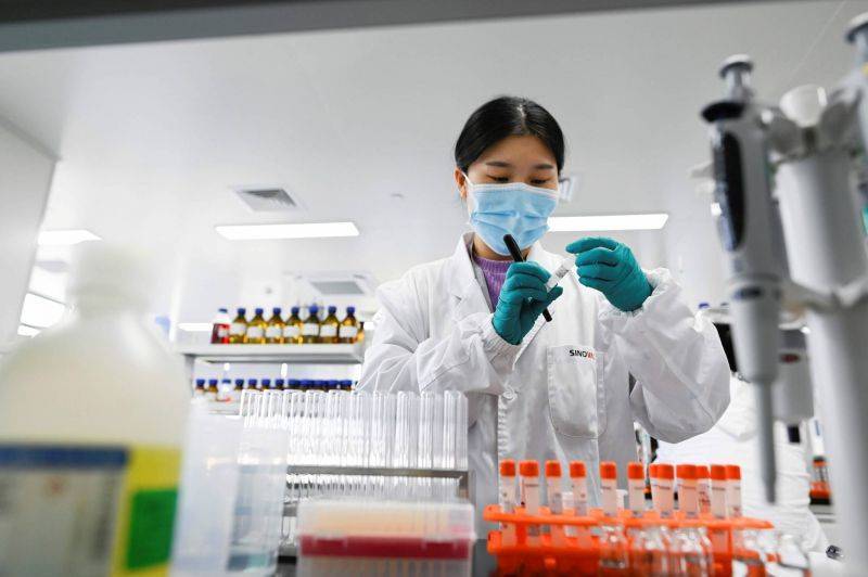 Pékin approuve un deuxième vaccin anti-Covid-19 chinois