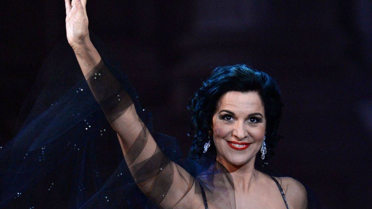 La soprano Angela Gheorghiu prête sa voix aux musiciens du Met « dans le besoin »
