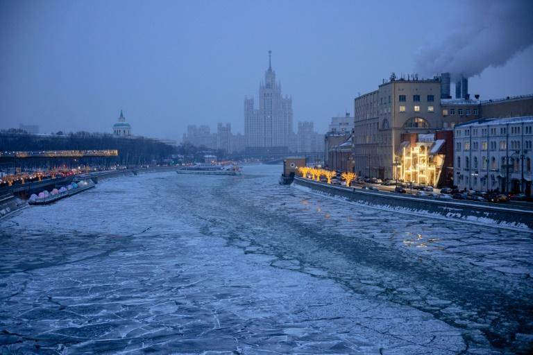 Moscou touchée par des chutes de neige exceptionnelles