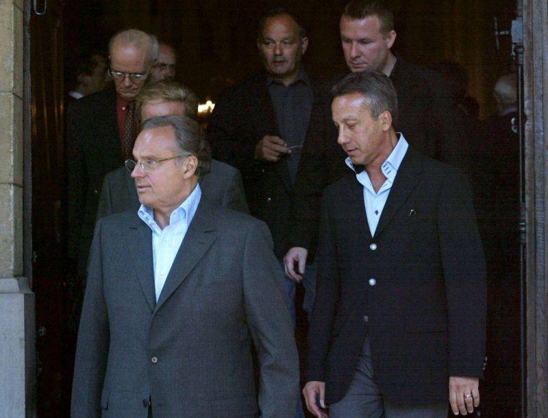 Le producteur français Gérard Louvin et son mari visés par une enquête pour 