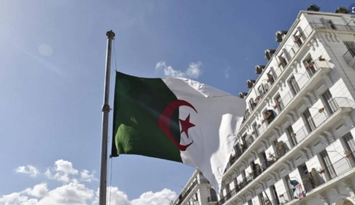 Le gouvernement réclame 