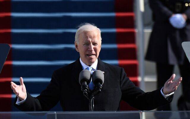 Biden : La lutte entre la démocratie et l'autoritarisme atteint un 