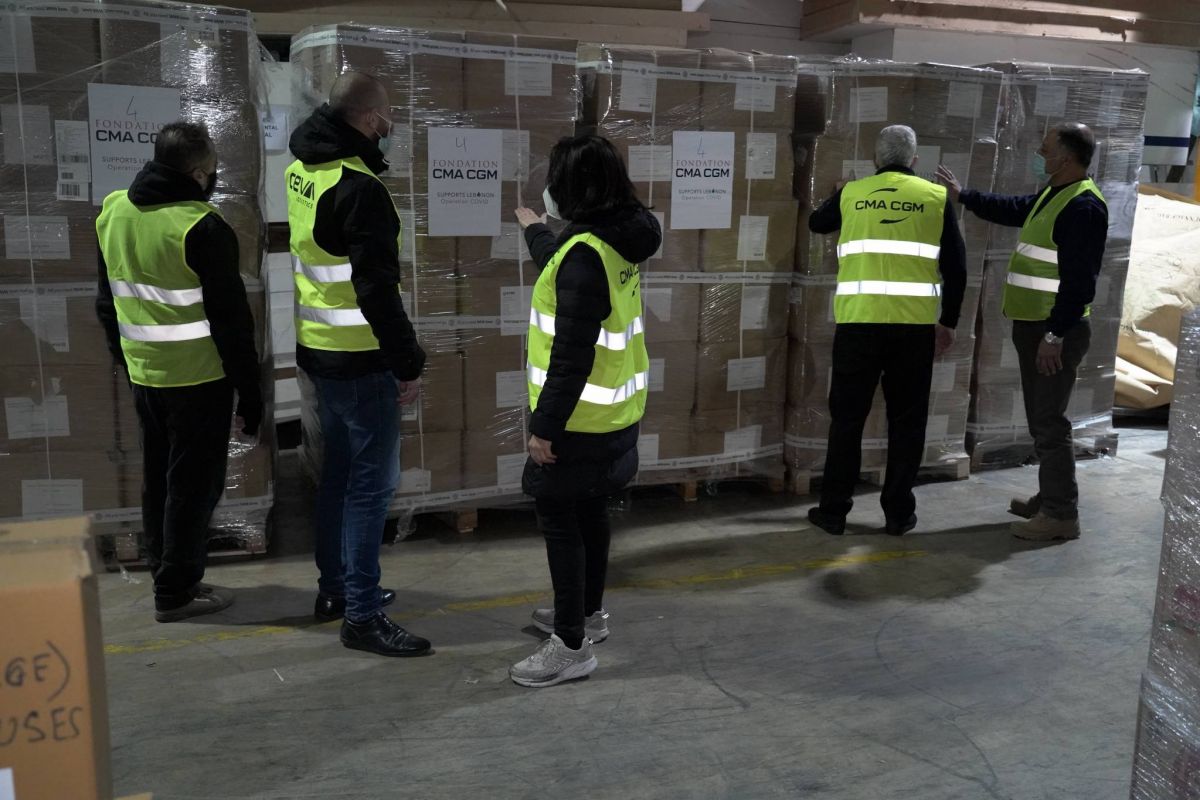 La Fondation CMA CGM fait don de dix tonnes d’équipements de protection et d’appareils respiratoires au Liban
