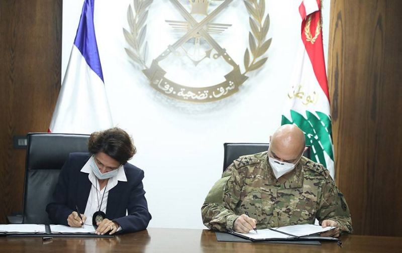 L’armée signe trois conventions de coopération avec la France