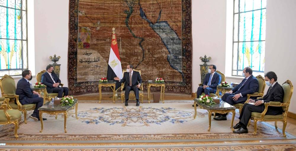 Sissi reçoit le nouveau Premier ministre libyen au Caire