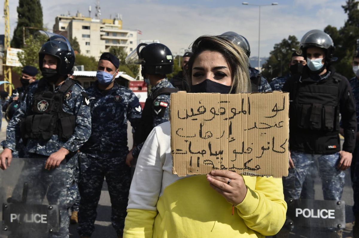 Military prosecutor brings terrorism charges against Tripoli protesters Military prosecutor brings terrorism charges against Tripoli protesters