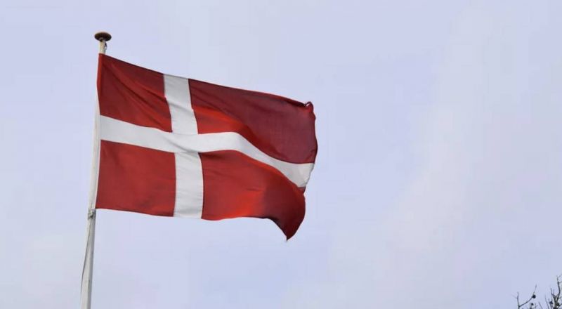 Danemark : 4 mois de prison pour avoir toussé sur des policiers en criant 