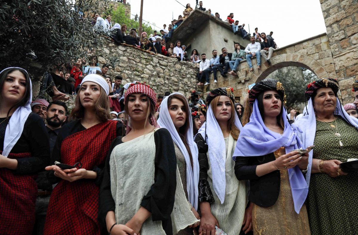 Persécutés par l'EI, les Yazidis craignent de nouvelles tensions à Sinjar Persécutés par l'EI, les Yazidis craignent de nouvelles tensions à Sinjar