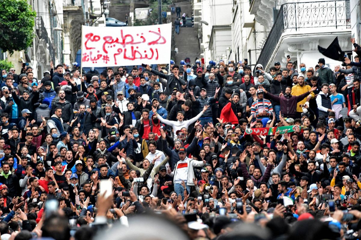 Après un an d’arrêt, le Hirak renoue en force avec la rue