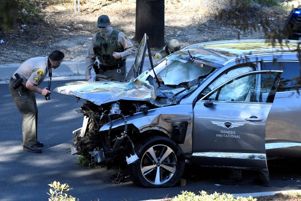 Tiger Woods victime de multiples fractures ouvertes à une jambe dans son grave accident de la route