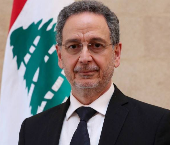 Le ministre de l'Économie publie la liste des commerces qui rouvriront le 1er mars